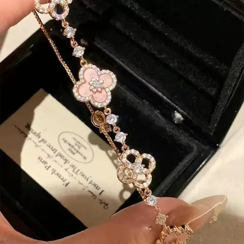 GLOSSMOON Sakura Cleef Bracelet Fashionable and Elegant