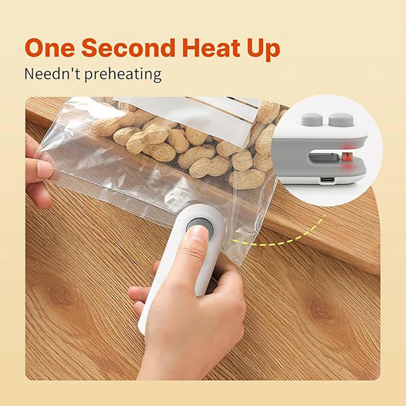 1 pcs Mini Handheld Bag Sealer, Locks in Freshness