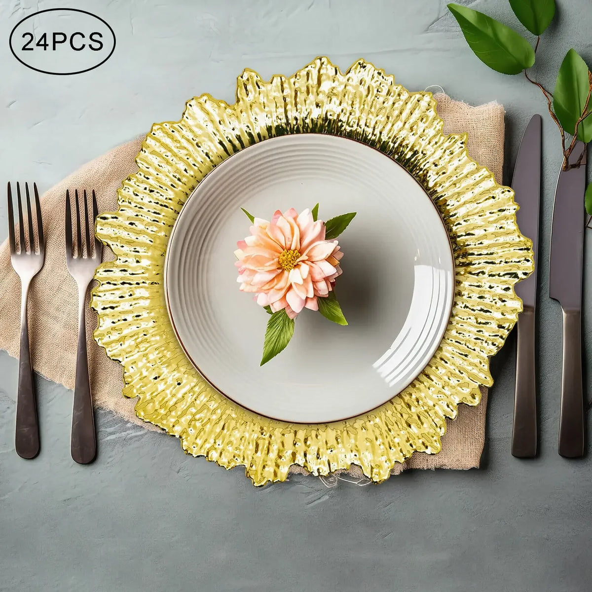 24Pcs Gold Chargers PP Plate Decoration Table Setting