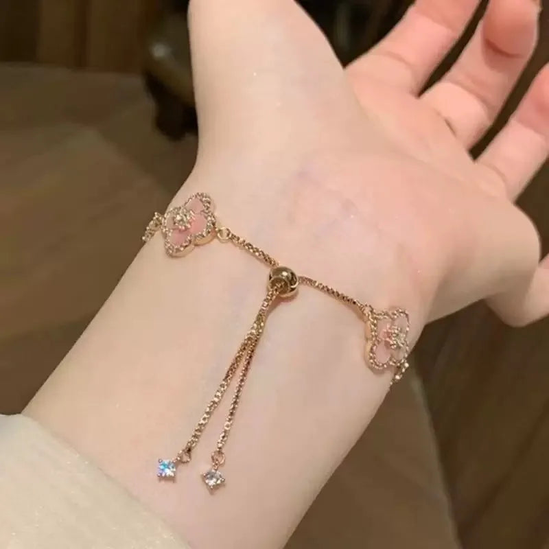 GLOSSMOON Sakura Cleef Bracelet Fashionable and Elegant